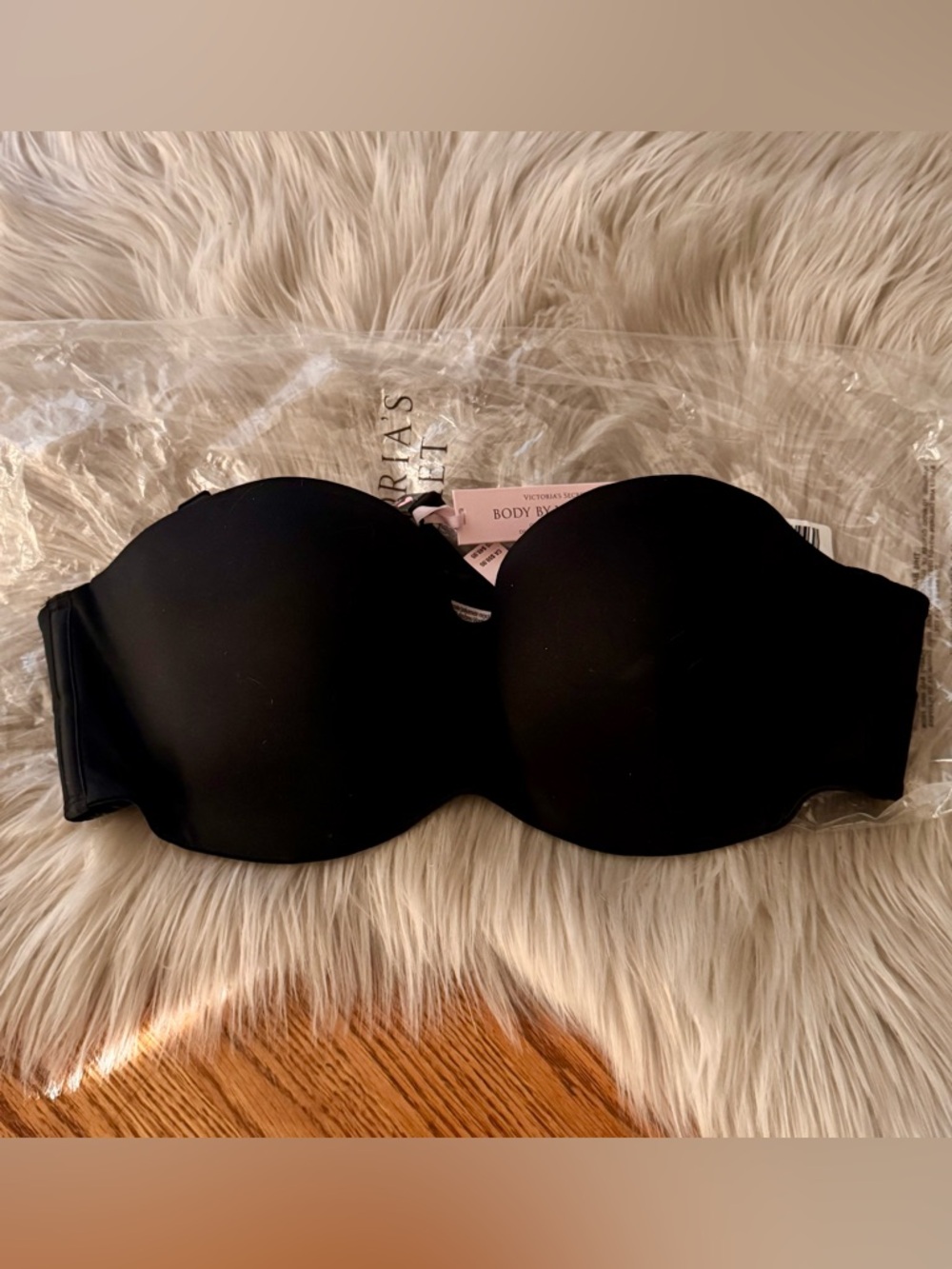 Victoria's Secret Body By Victoria Strapless Multi-Way Bra